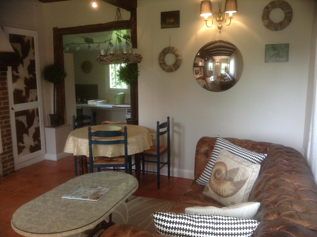 Charmante Petite Maison Dans Le Jardin Letteguives