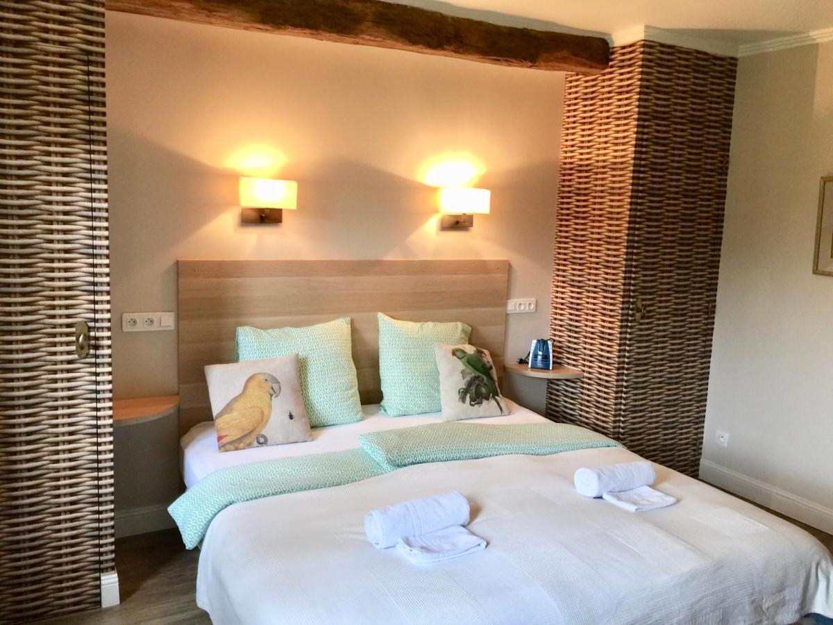 Charmante Petite Maison Dans Le Jardin * Letteguives